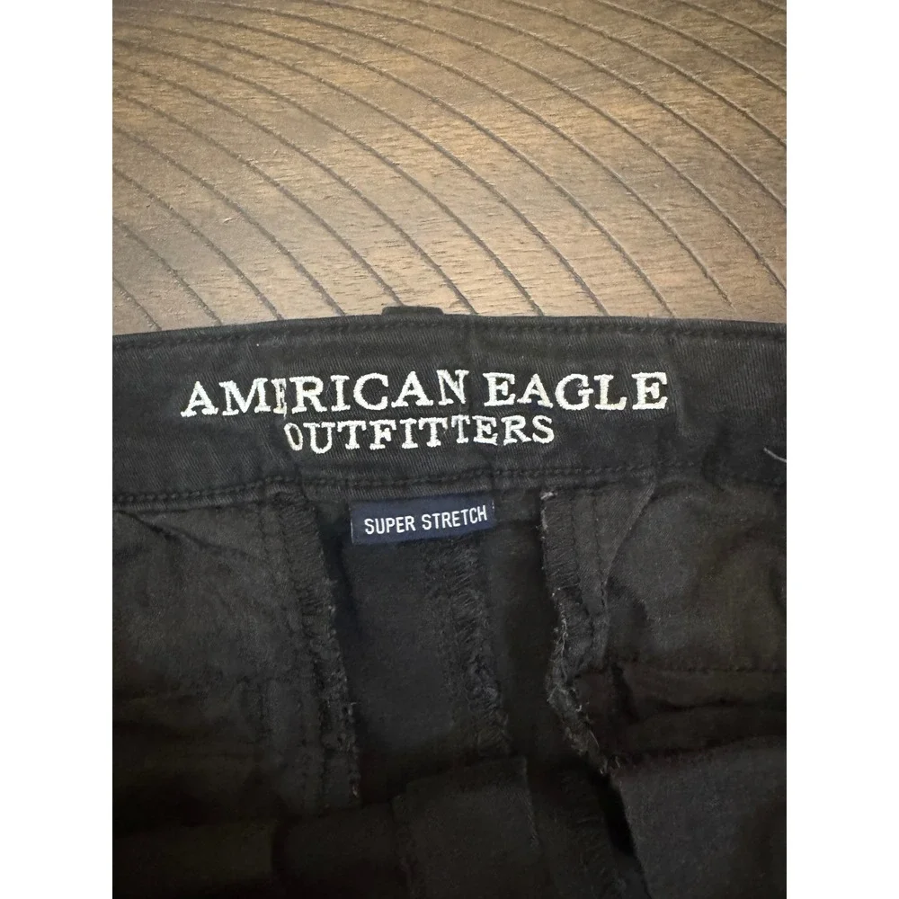American Eagle Outfitters good pre